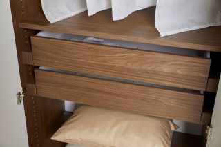 Spalnica Alples z garderobno sobo