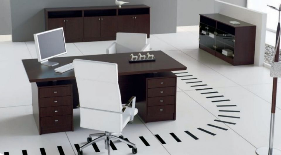 Pisarniško pohištvo Aron, za pisarne, sejne sobe, konferenčne mize, izdelava po meri.